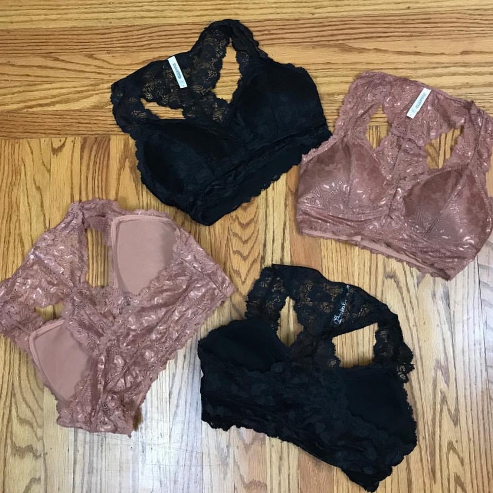 Hourglass Bralette In BLACK
